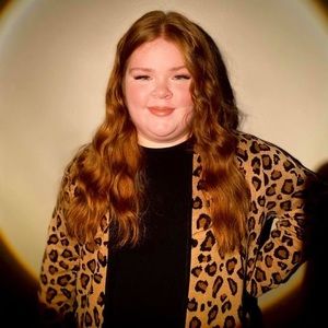 Meet your Posher, Chloe